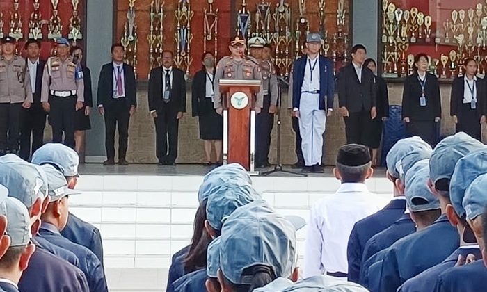 Edukasi Bijak Bermedsos dan Hukum, Kapolsek Ujung Pandang Kunjungi SMA Katolik Rajawali