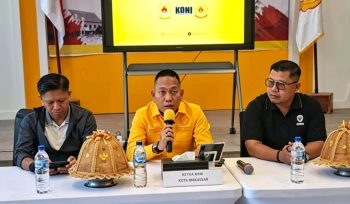 Ketua KONI Kota Makassar, Ismail, memberikan klarifikasi terkait polemik dana hibah Rp15 miliar APBD Perubahan 2025 dan menegaskan pengelolaannya telah sesuai mekanisme serta siap diaudit. Makassar, Sabtu (18/7/2026) (Foto:   Istimewa)
