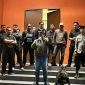 Massa Ormas Matadoor saat menggelar aksi dan menyampaikan orasi terkait polemik MYE Lounge serta mendesak pemerintah memeriksa dugaan pelanggaran perizinan, Makassar, Sabtu (3/10/2026) (Foto: Tim Redaksi)